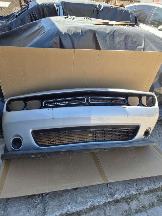 Dodge Challenger dalimis