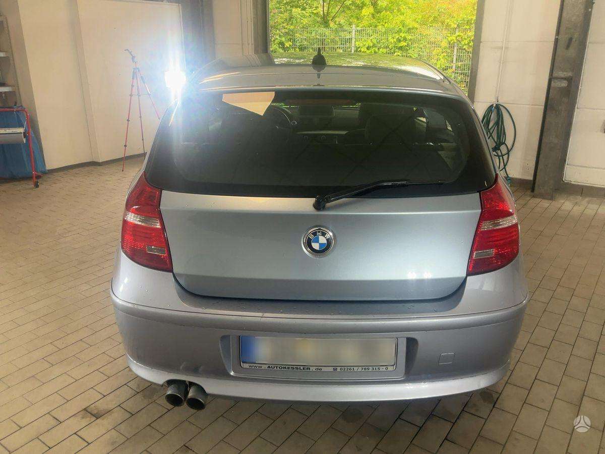 BMW 130, 3.0 l., Хэтчбек