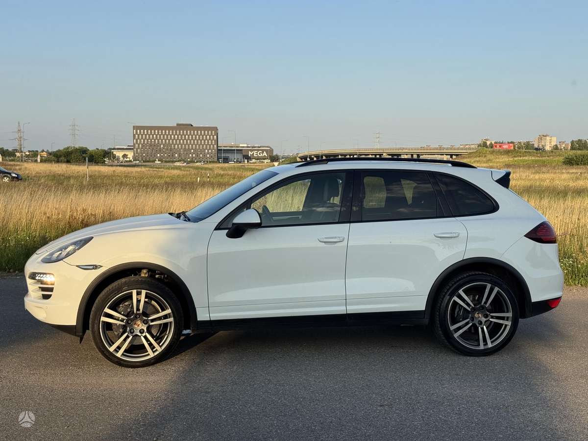Porsche Cayenne - 7