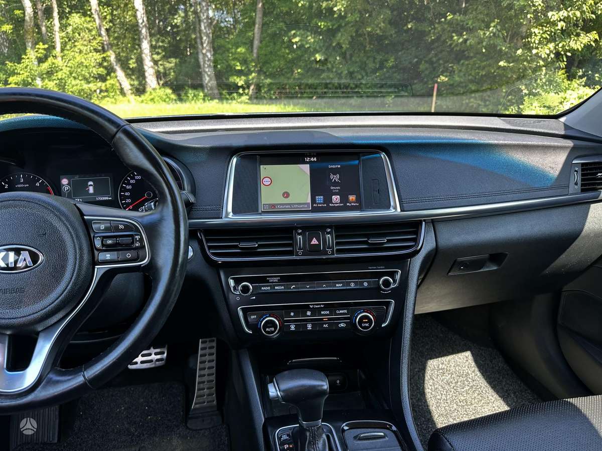 Kia Optima, 1.7 l., Универсал