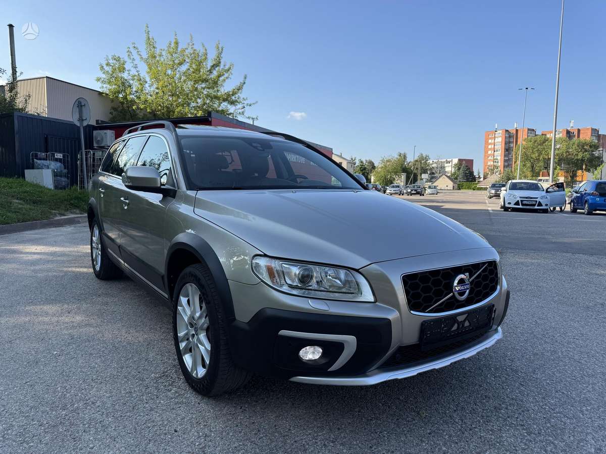 Volvo XC70, 2.0 l., Универсал