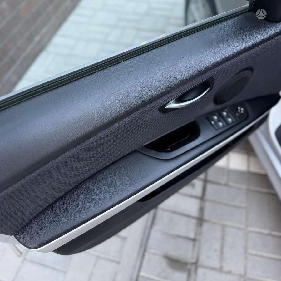 BMW 320, 2.0 l., wagon