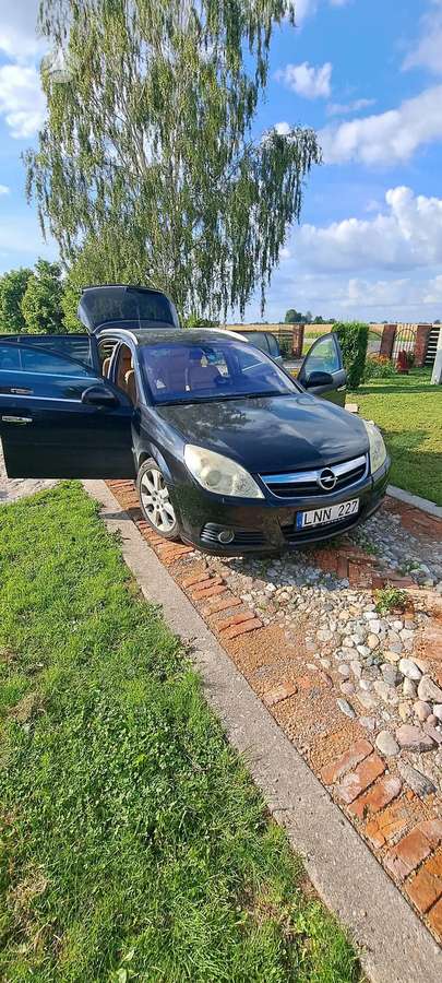 Opel Signum, 1.9 l., hatchback