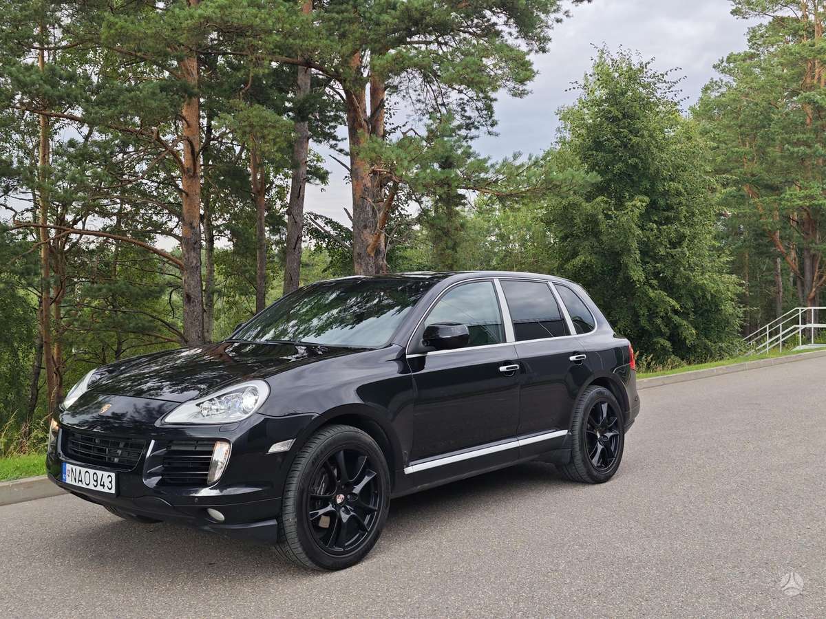 Porsche Cayenne - 8
