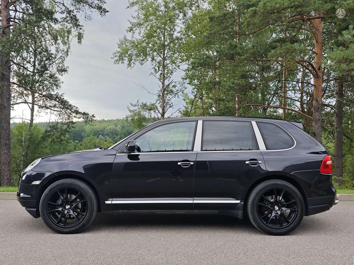 Porsche Cayenne - 7