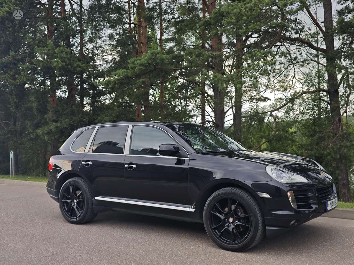 Porsche Cayenne - 2