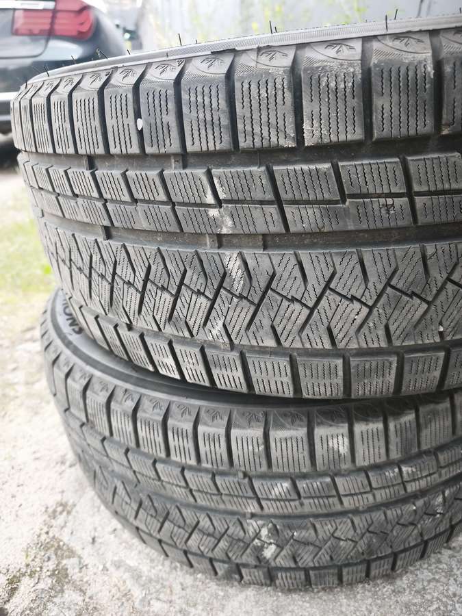Triangle Snowlink, winter 245/40 R19