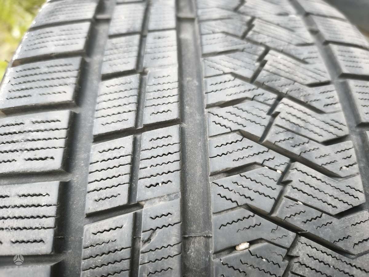 Triangle Snowlink, winter 245/40 R19