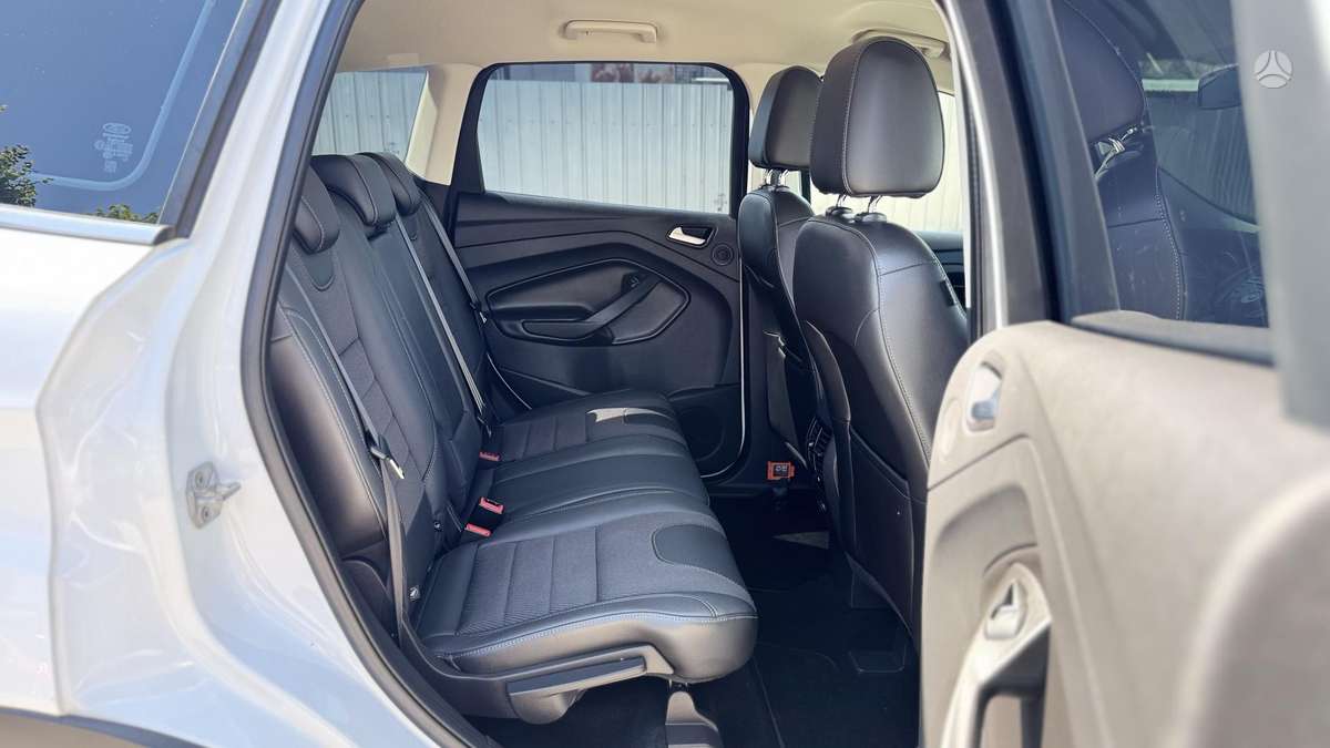Ford Kuga, 1.6 l., Минивэн