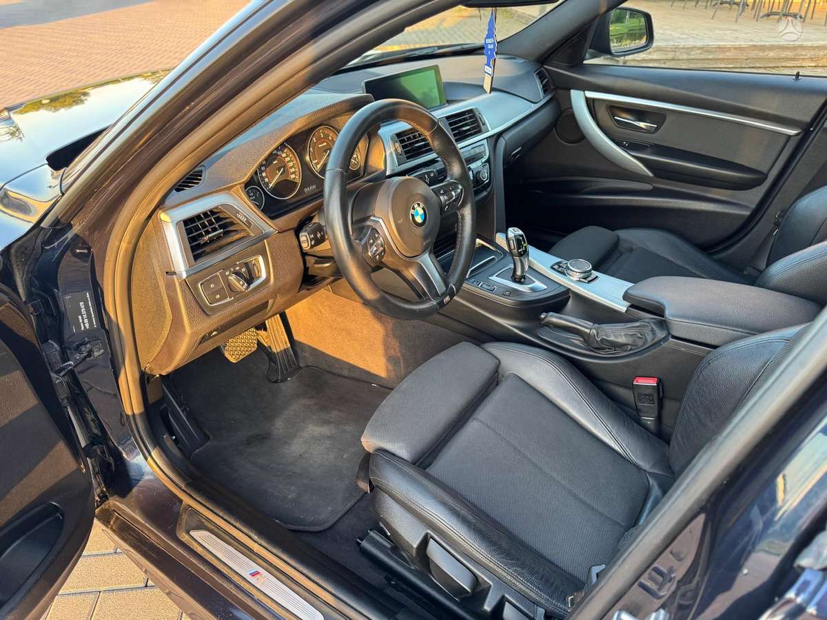 BMW 320, 2.0 l., Седан