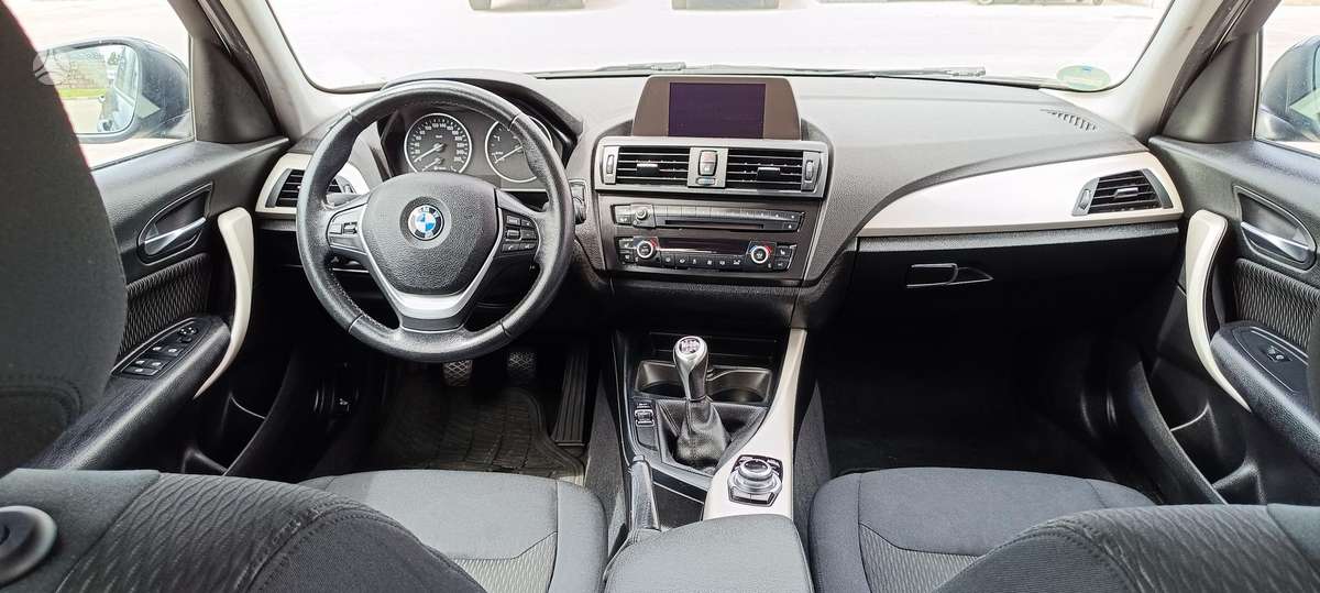 BMW 120, 2.0 l., hatchback