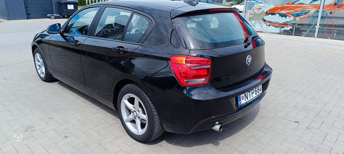 BMW 120, 2.0 l., Хэтчбек