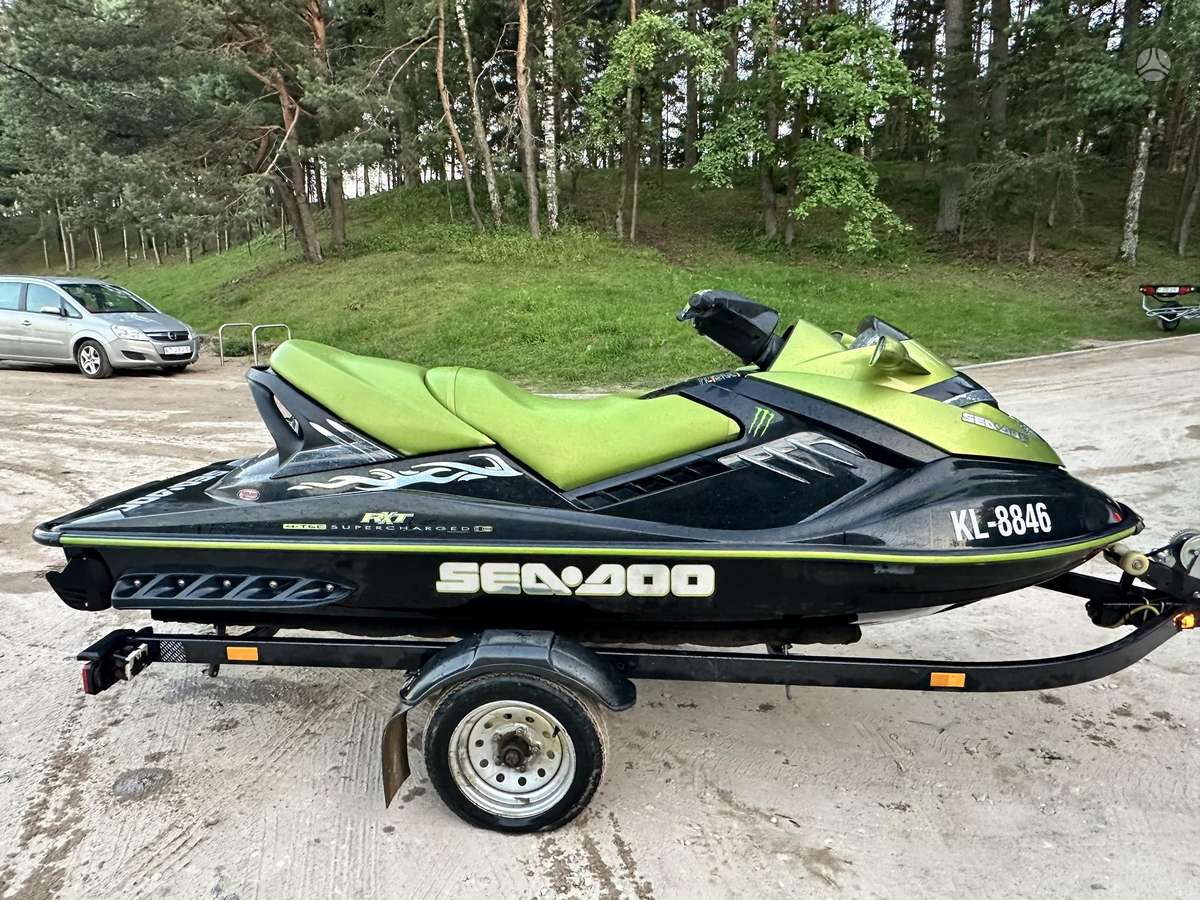 Sea-Doo Rxt, jet skis