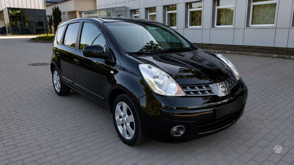 Nissan Note, 1.5 l., hatchback