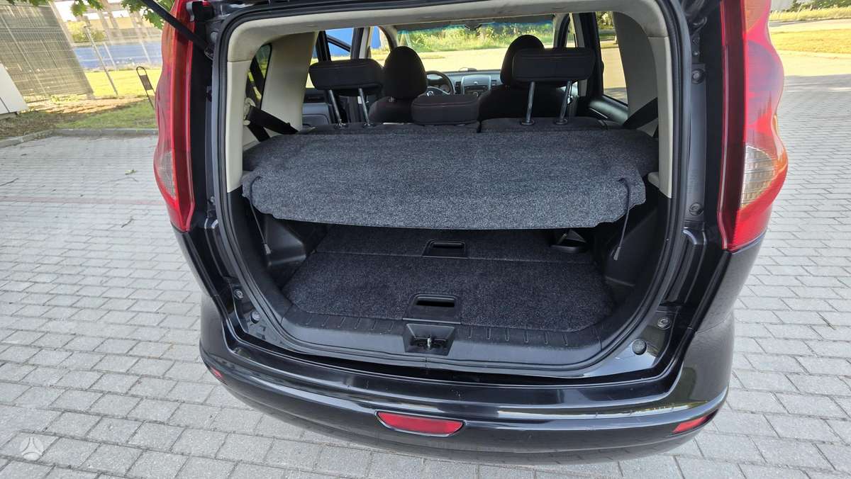 Nissan Note, 1.5 l., hatchback