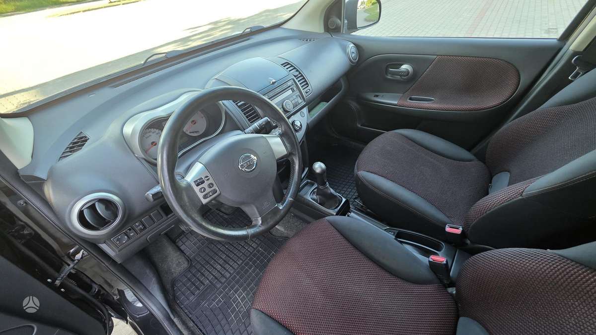 Nissan Note, 1.5 l., Хэтчбек
