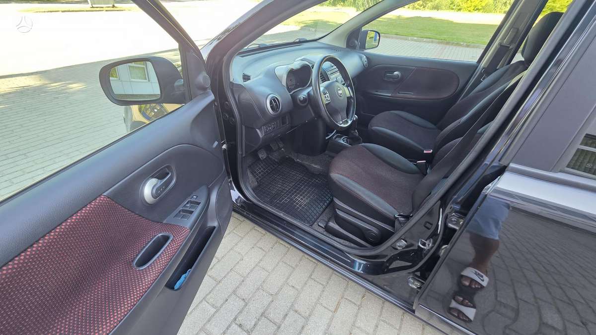 Nissan Note, 1.5 l., hatchback