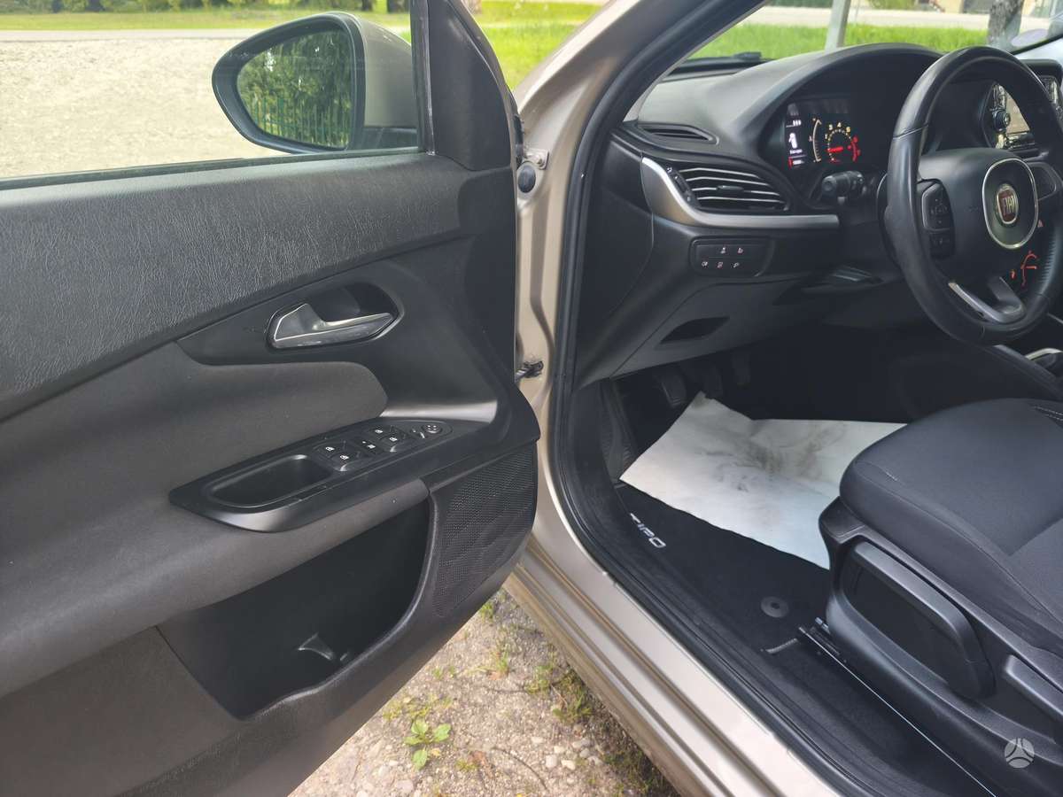 Fiat Tipo, 1.4 l., Хэтчбек