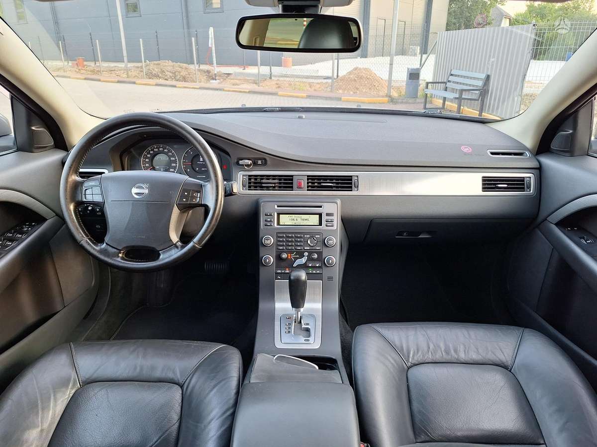 Volvo V70, 2.4 l., universalas