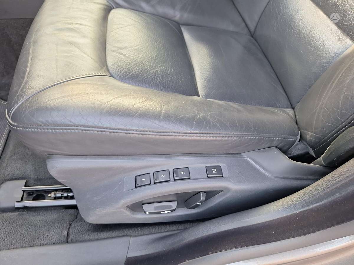 Volvo V70, 2.4 l., universalas