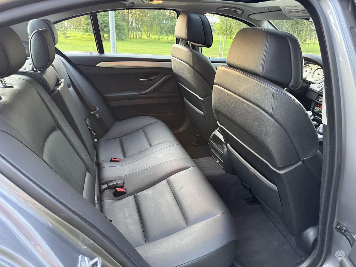 BMW 525, 2.0 l., Седан