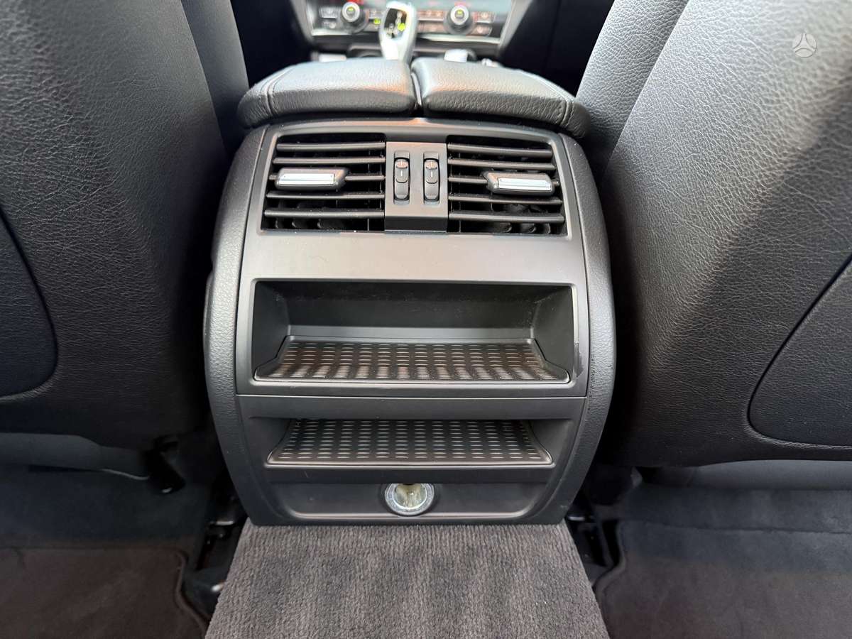 BMW 525, 2.0 l., Седан