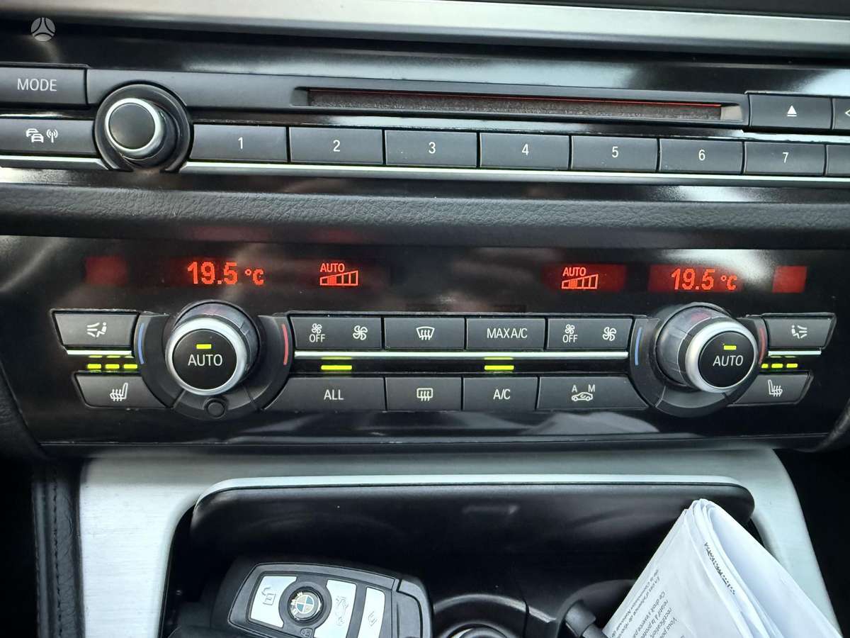 BMW 525, 2.0 l., Седан