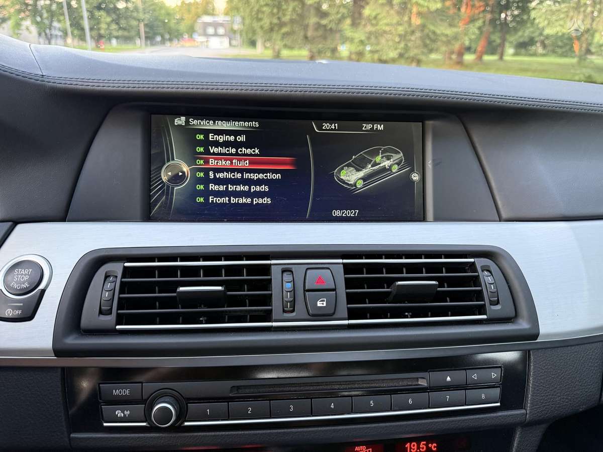 BMW 525, 2.0 l., Седан
