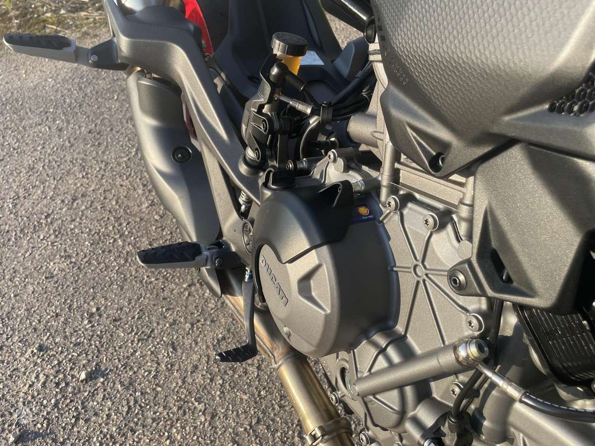 Ducati Monster 890cc, street / классические