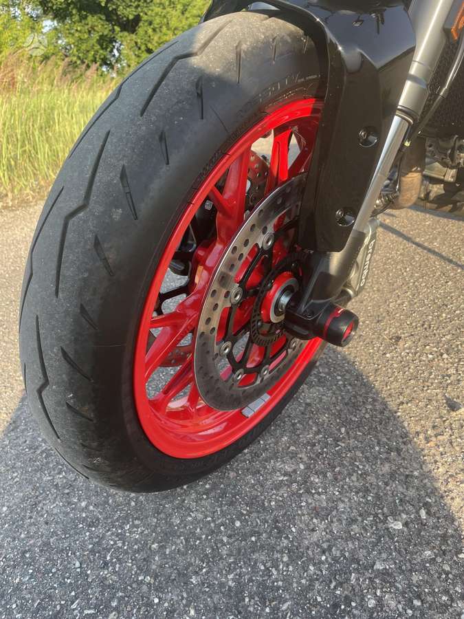Ducati Monster 890cc, street / классические