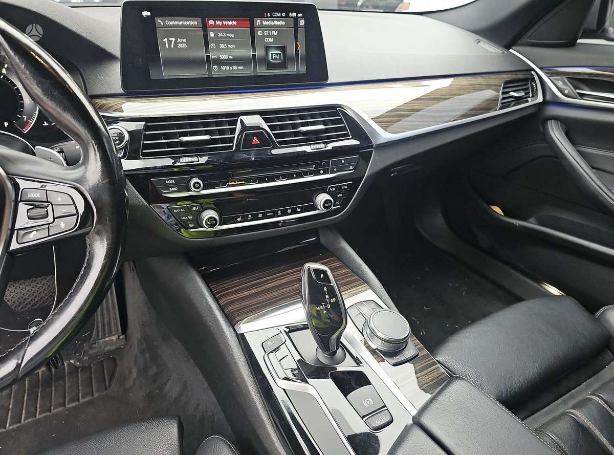 BMW 530, 2.0 l., Седан