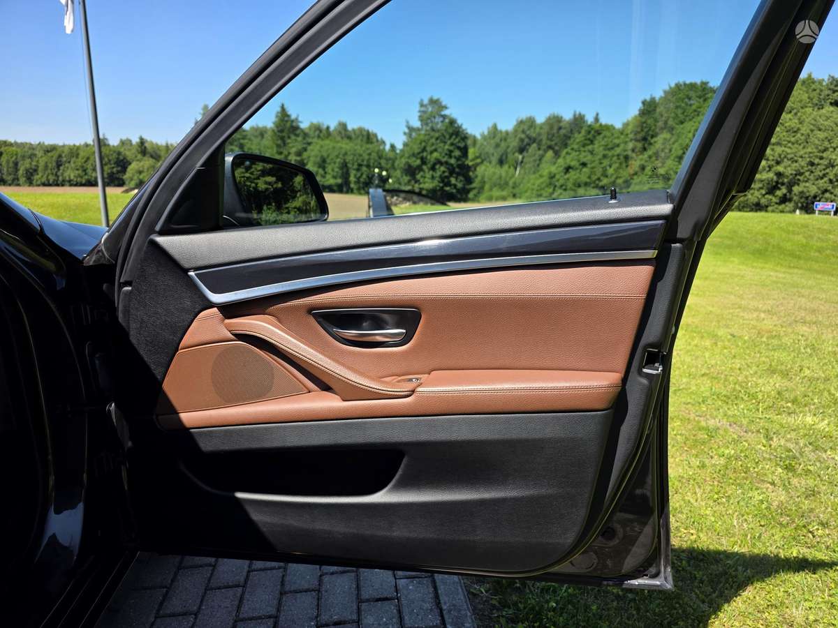 BMW 520, 2.0 l., universalas