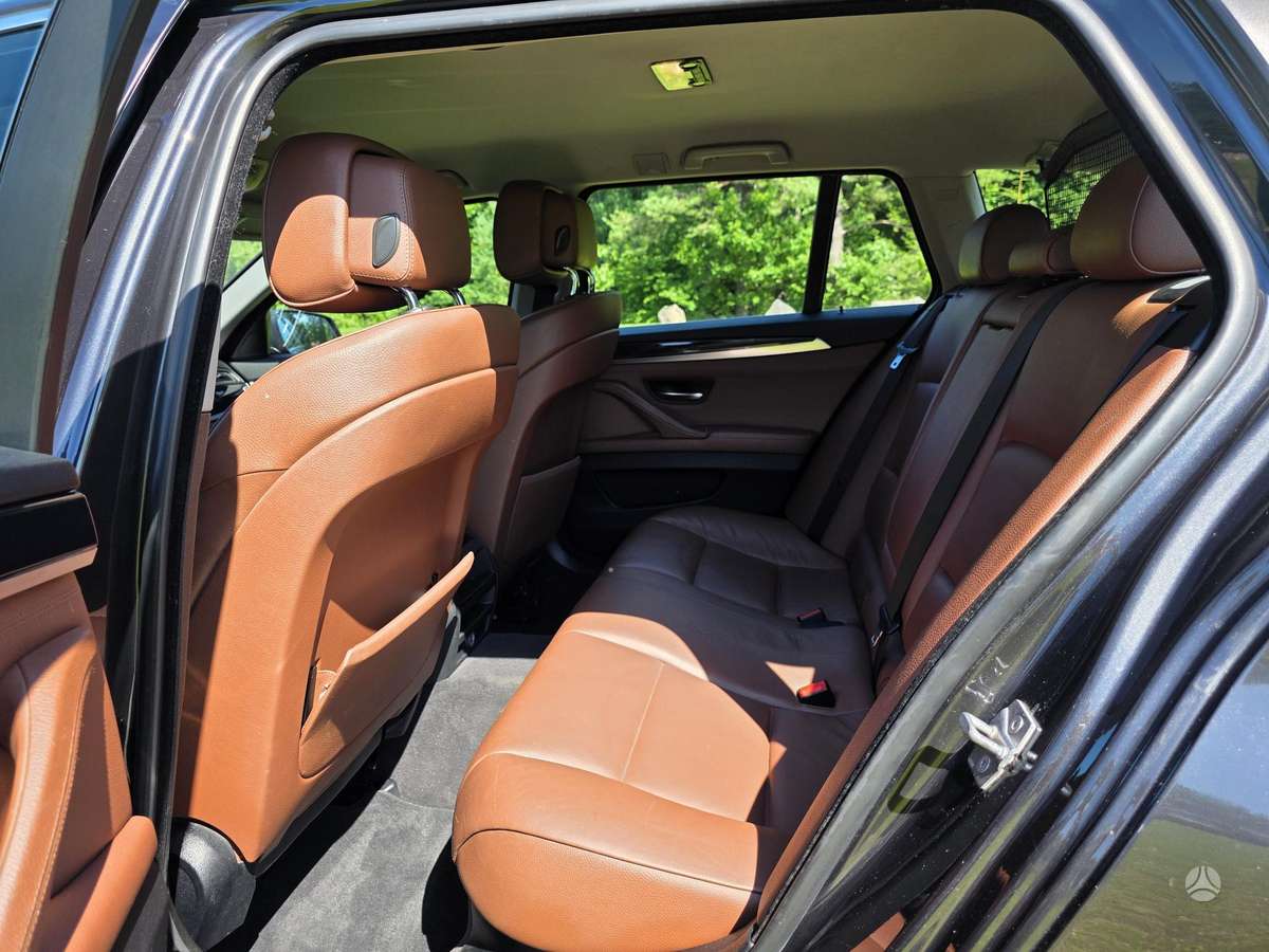 BMW 520, 2.0 l., wagon