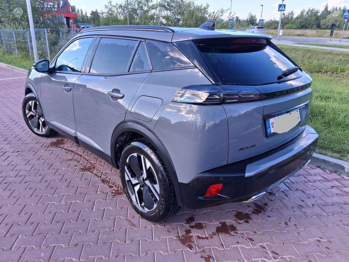 Peugeot 2008 - 5