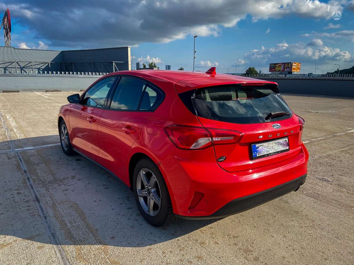 Ford Focus, 1.0 l., Хэтчбек