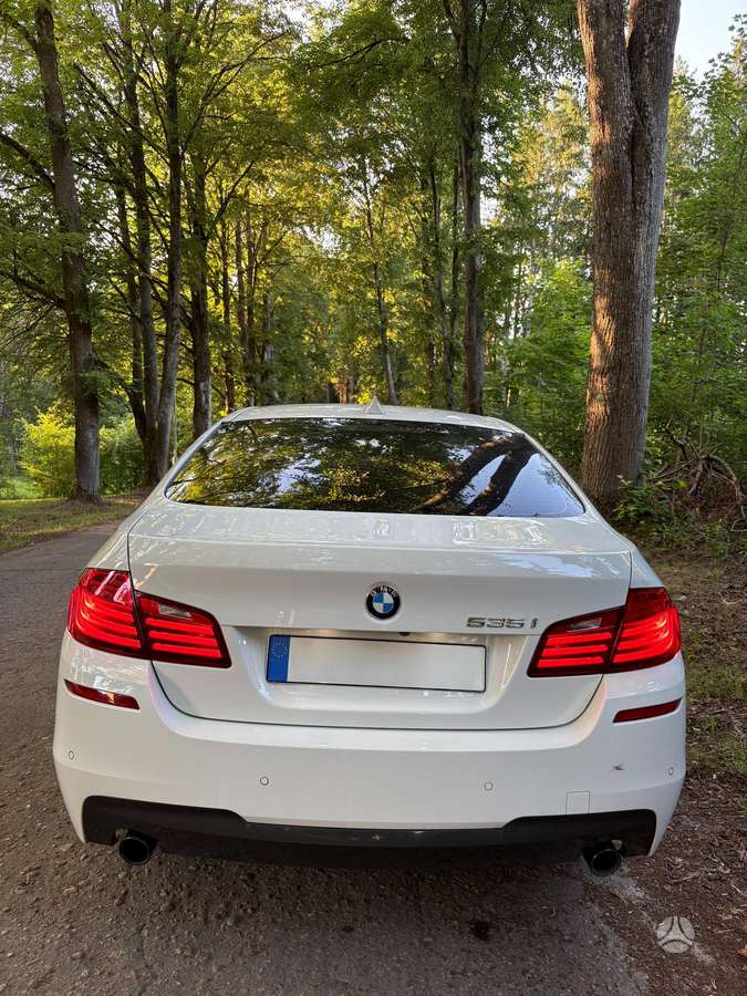 BMW 535, 3.0 l., Седан