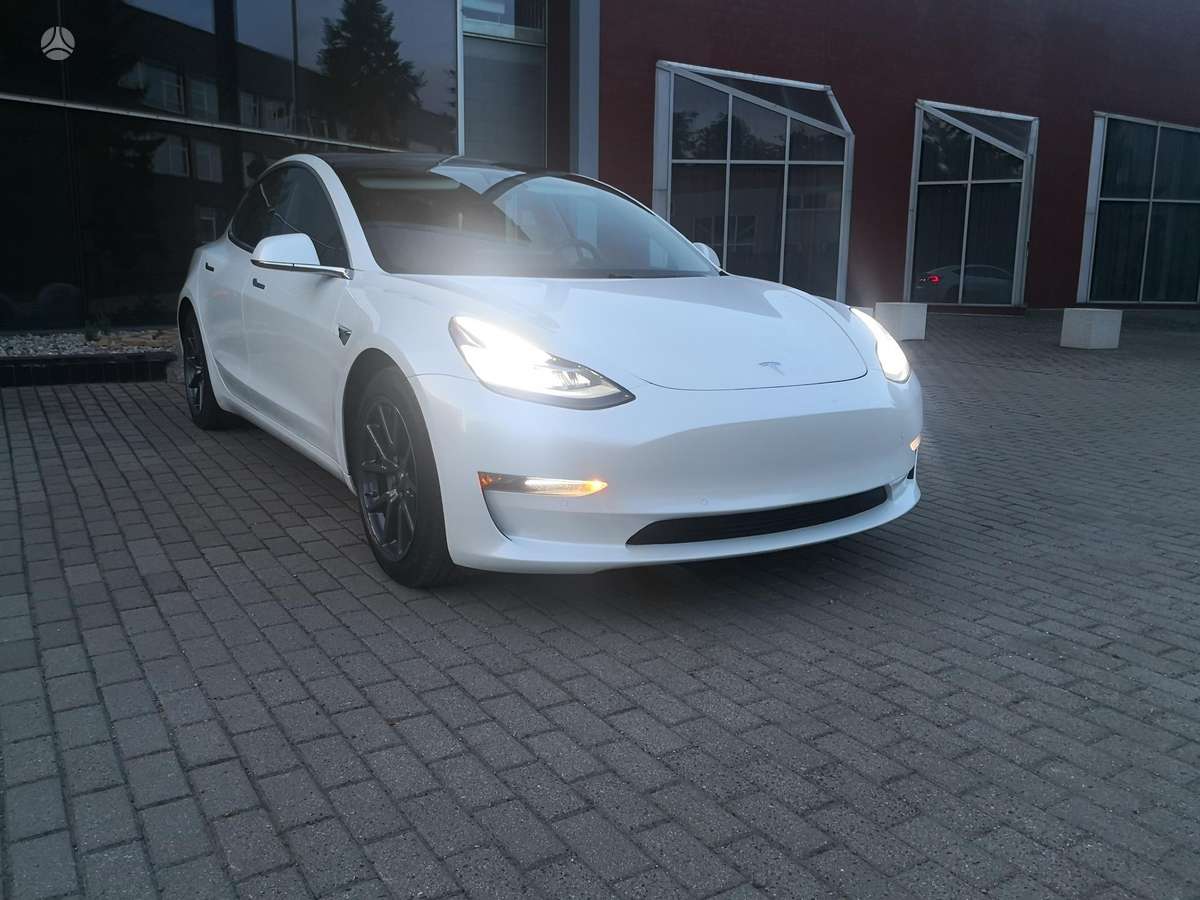 Tesla Model 3, 82 kWh, sedanas