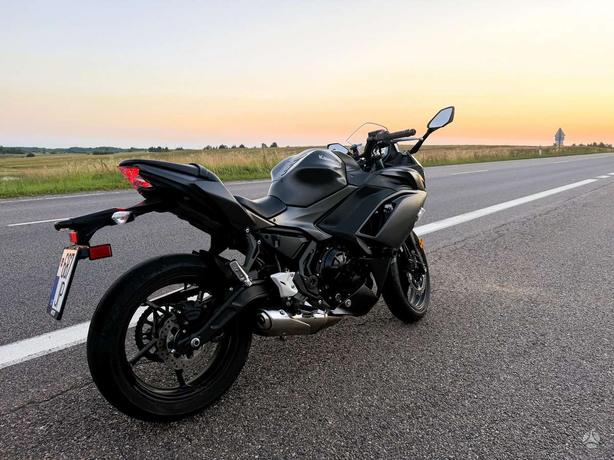 Kawasaki EX 649cc, street / classic