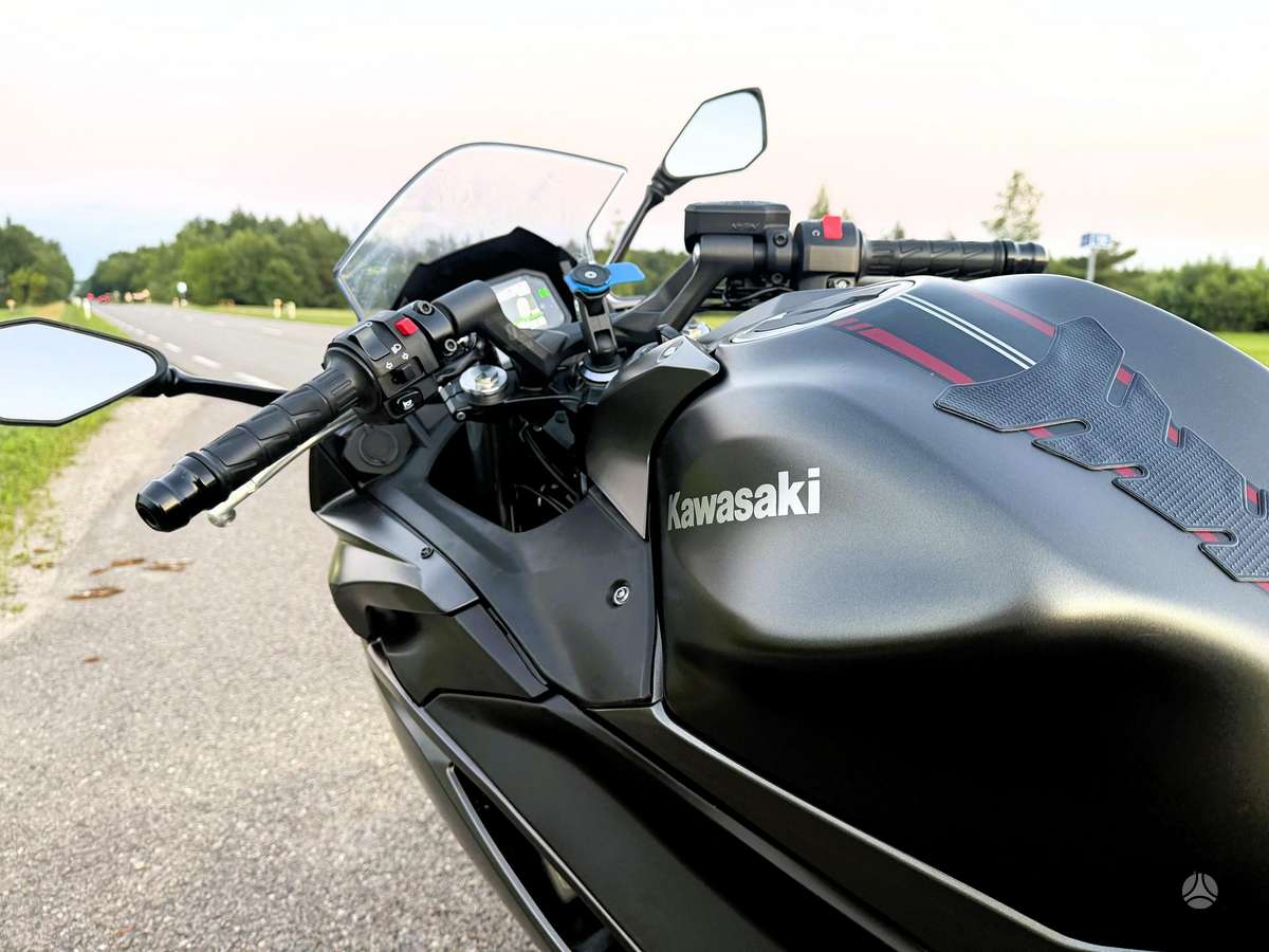 Kawasaki EX 649cc, street / classic