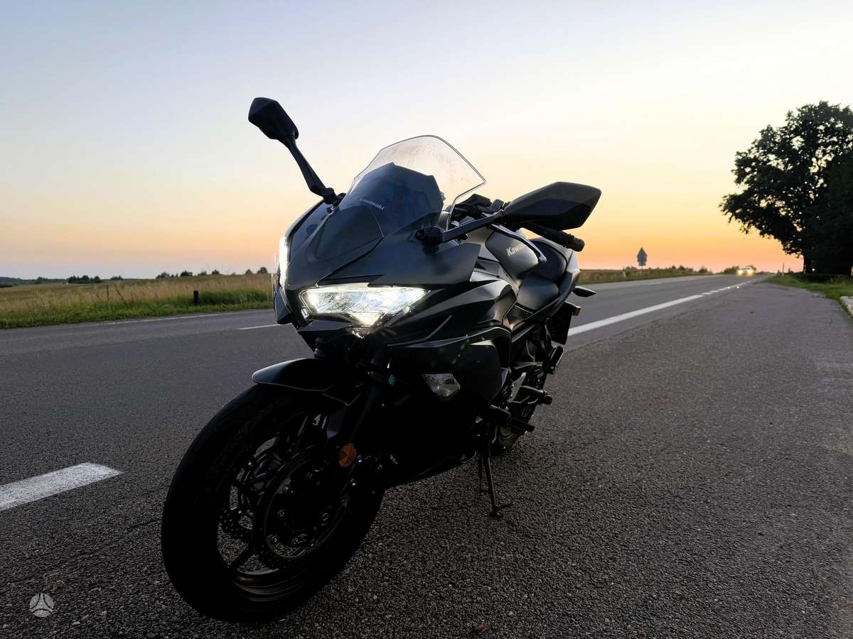 Kawasaki EX 649cc, street / classic