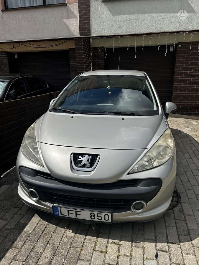Peugeot 207 - 4
