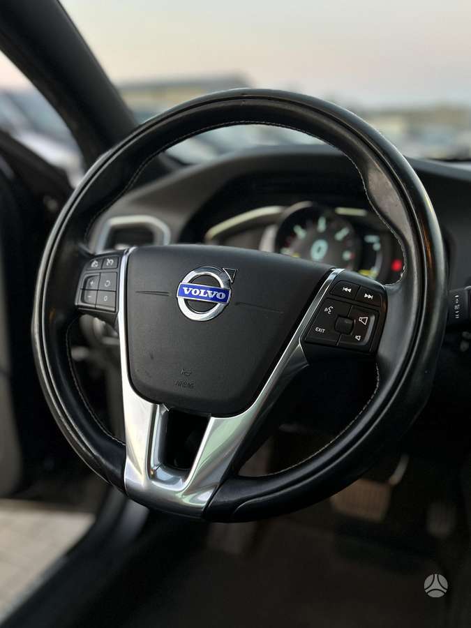 Volvo V60, 2.4 l., Универсал