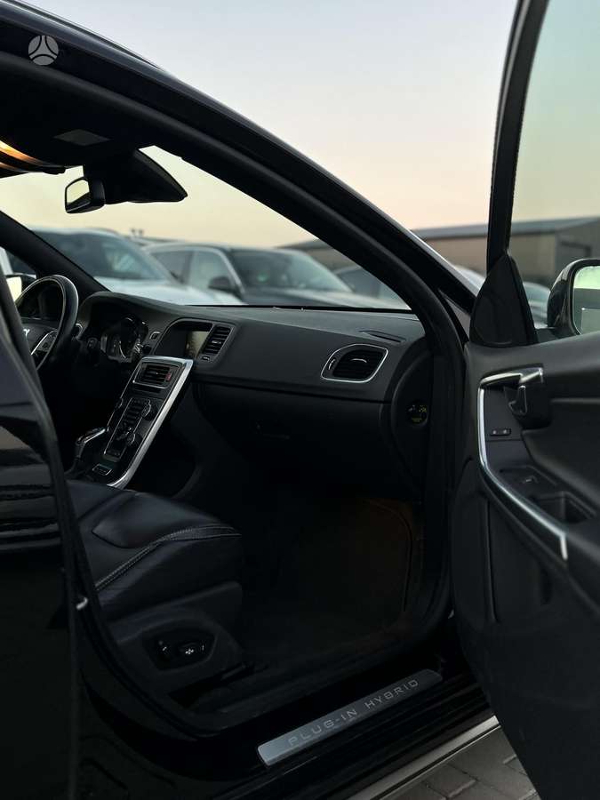 Volvo V60, 2.4 l., Универсал
