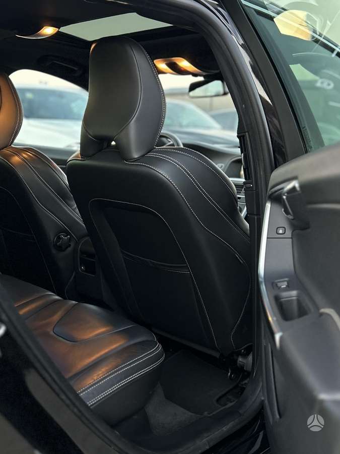 Volvo V60, 2.4 l., Универсал