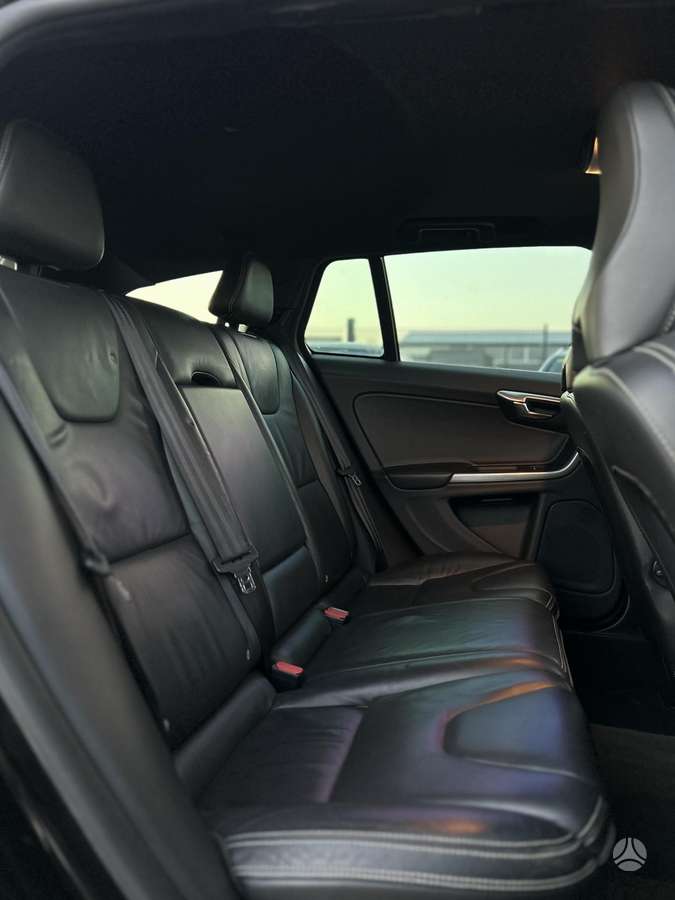 Volvo V60, 2.4 l., Универсал