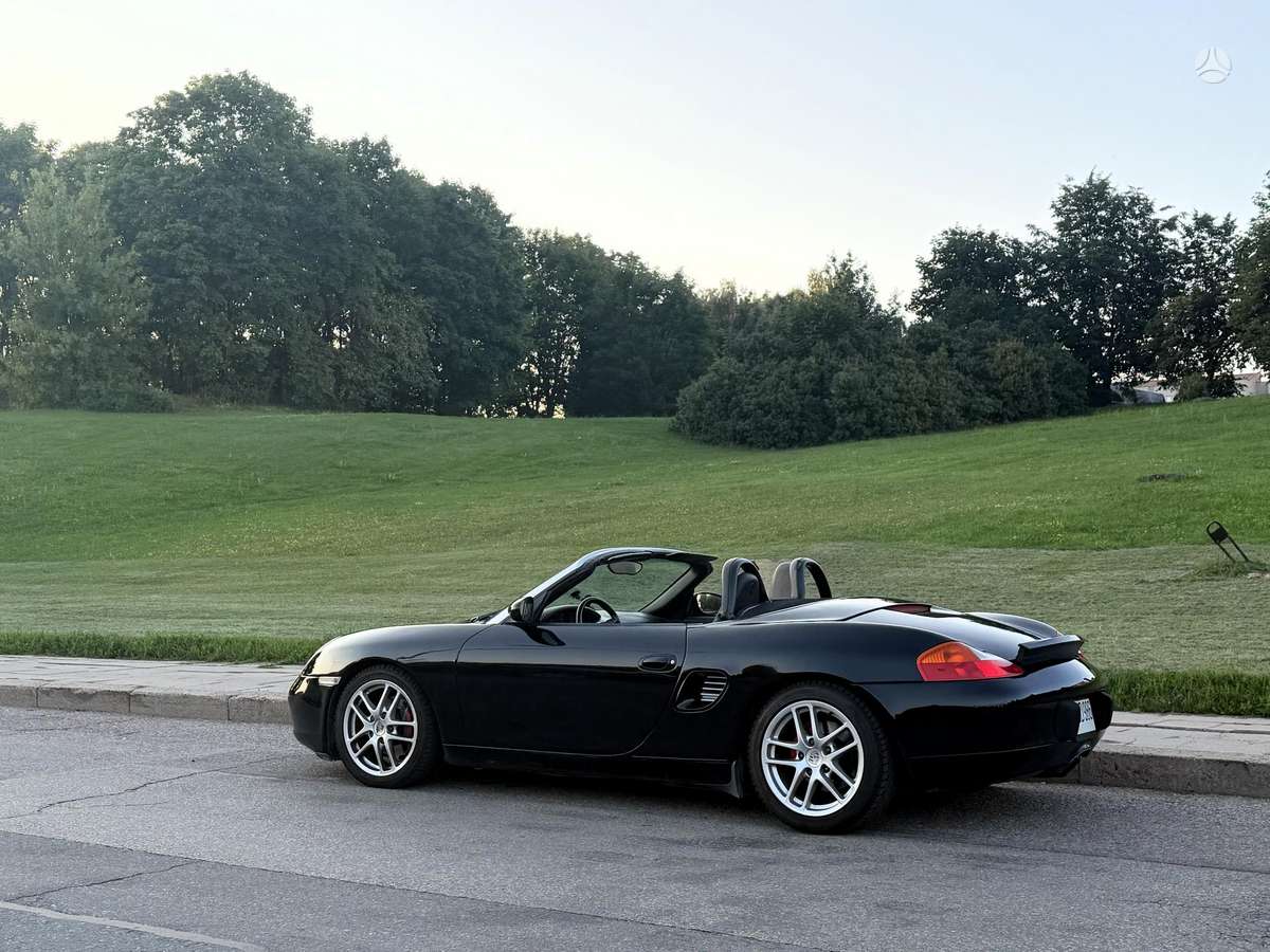Porsche Boxster - 8