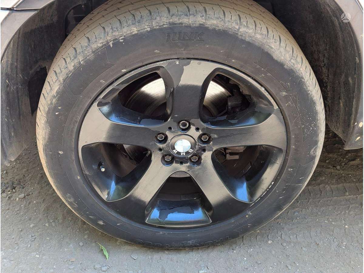 BMW X5 variklis