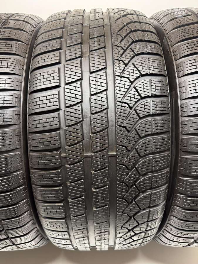 Pirelli P-Zero Winter +285/40R19 MO1, winter 255/45 R19