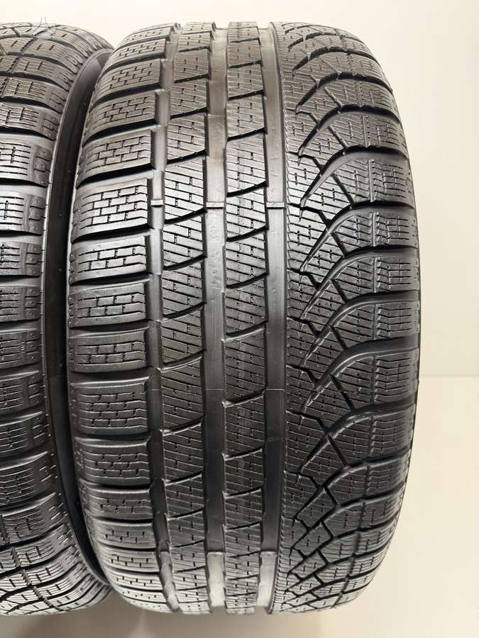 Pirelli P-Zero Winter +285/40R19 MO1, winter 255/45 R19