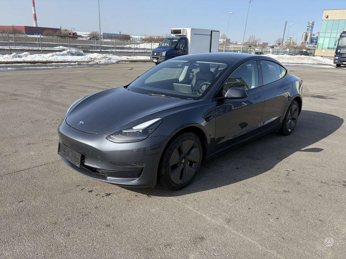 Tesla Model 3, 60 кВт·ч, Седан